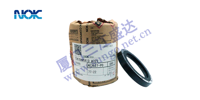 挖掘機作業(yè)過程中冒藍煙是什么問題？