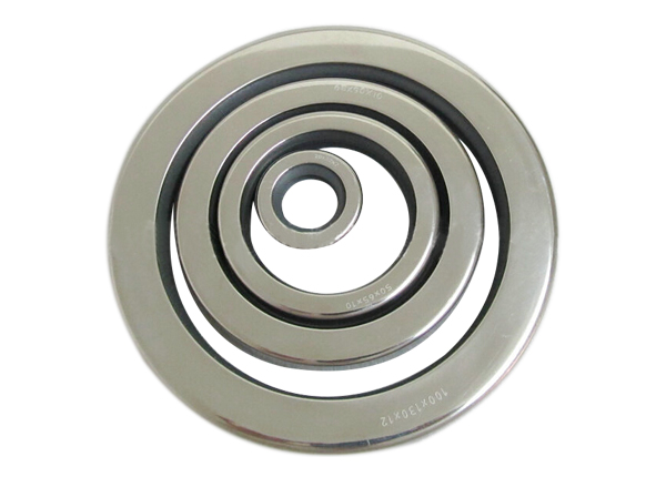 聚四氟乙烯生成的油封有什么特點(diǎn)呢？