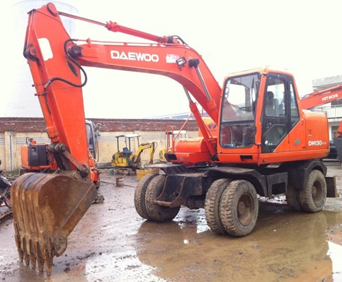 挖掘機多路閥零件組合選配維修法